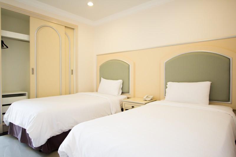 LK Maritime-Standard Room