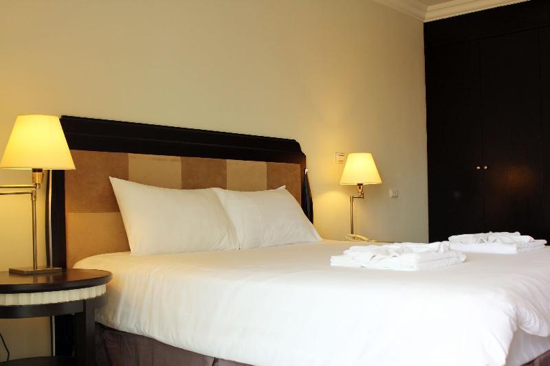 LK Crystal Place-Studio