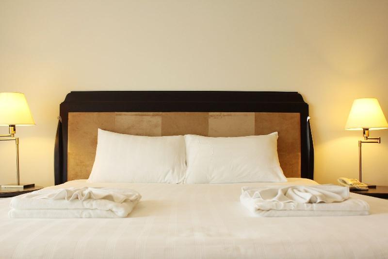 LK Crystal Place-Studio